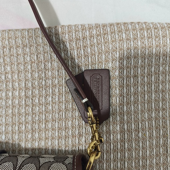 Coach Vintage Leather Saddle Bag - Picture 5 of 9